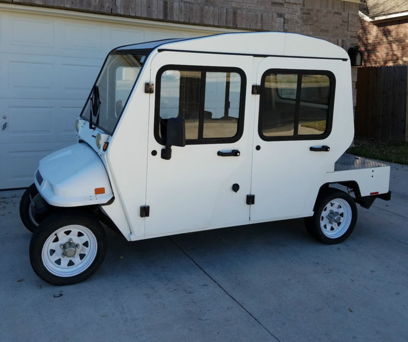 Columbia Parcar SMT4TN Street Legal Golf Cart Electric Vehicle for