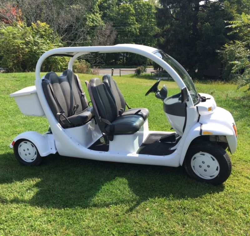 Gem Car 4pass Golf Cart New Batteries 2year Free Replacment Golf Cart 