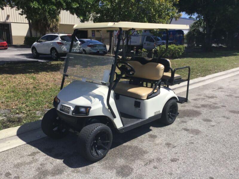 White 2014 Ezgo 48v Txt 4 Seat Passenger Golf Cart Alloy Rims Flip Seat ...